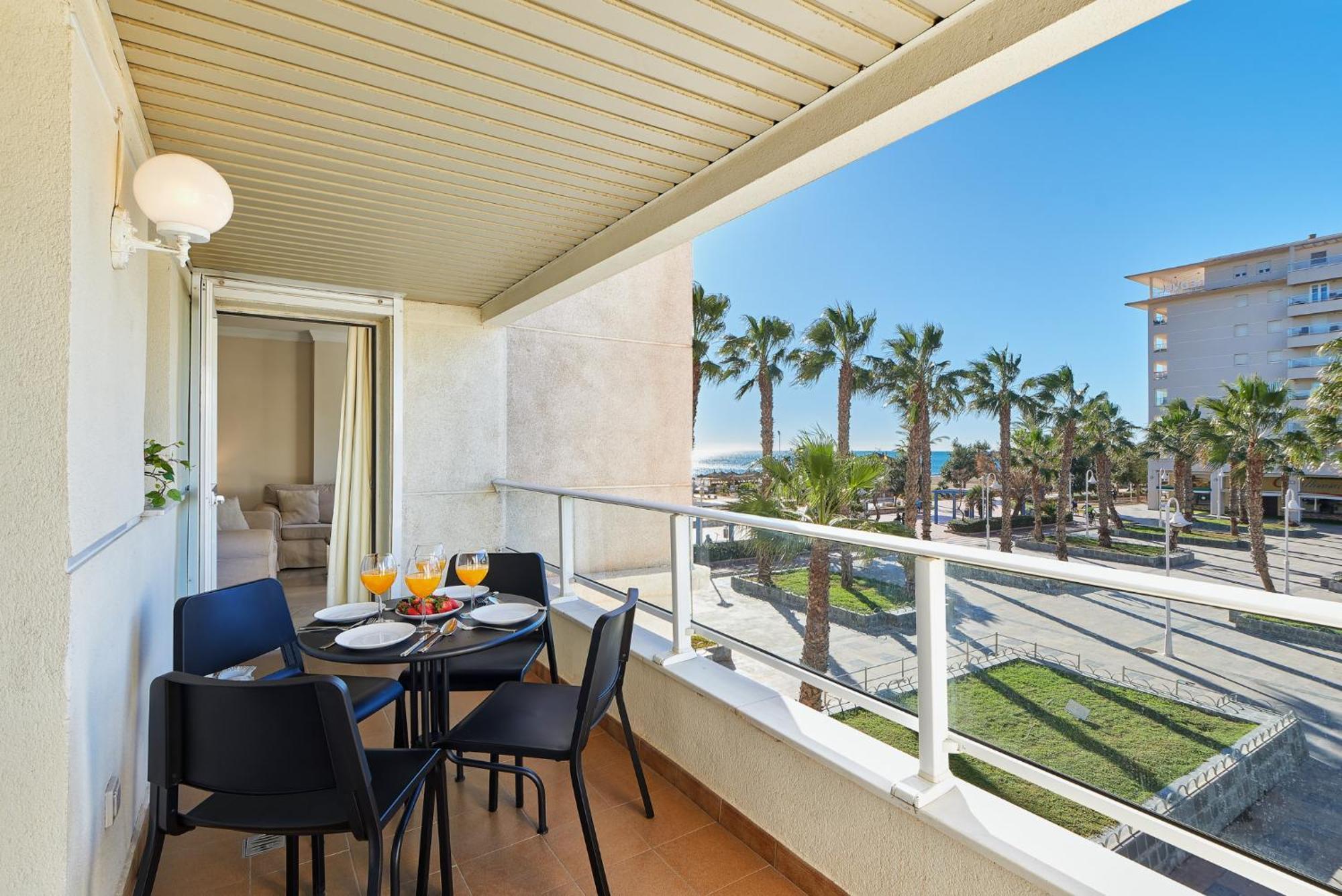 Pacifico Playa Apartment Malaga Bagian luar foto